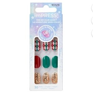 imPress Limited Edition Holiday Snow Globe Short Press On Nails 93129